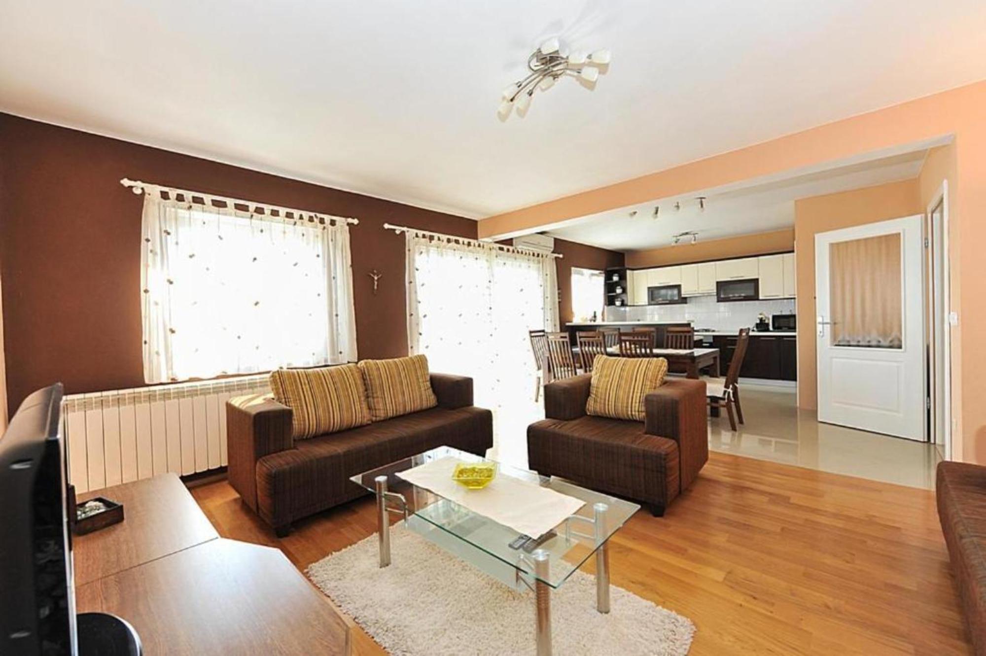 Veliki Apartman Petra Posedarje Exterior foto