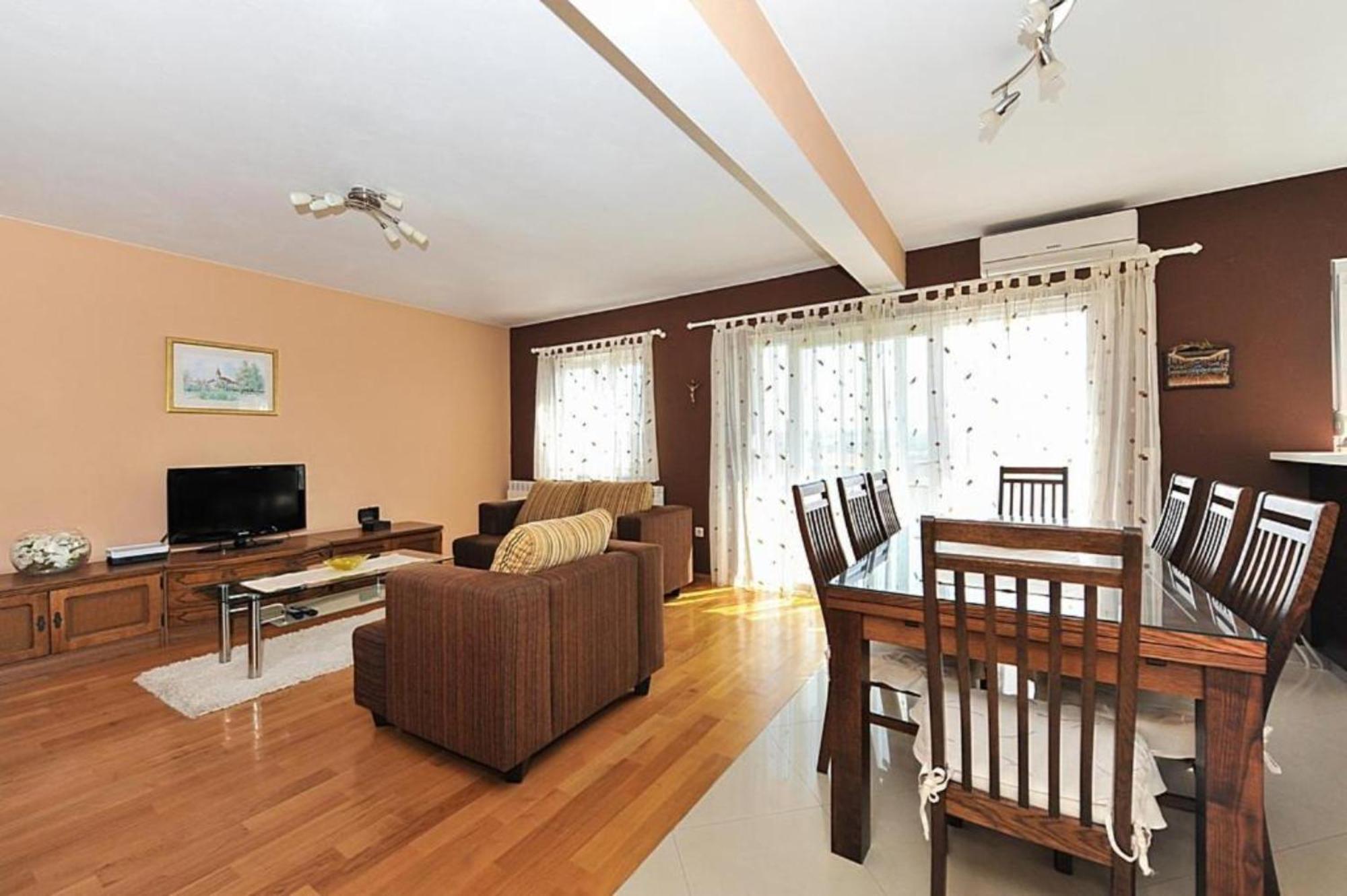 Veliki Apartman Petra Posedarje Exterior foto