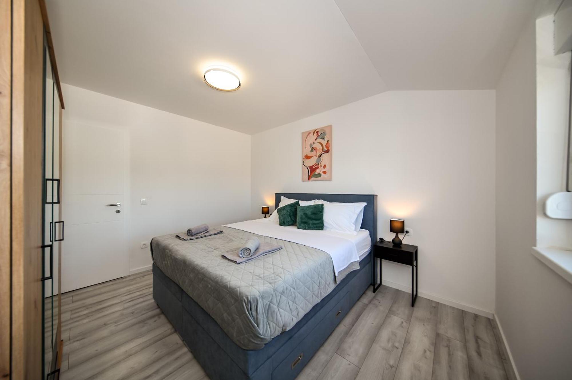 Veliki Apartman Petra Posedarje Exterior foto