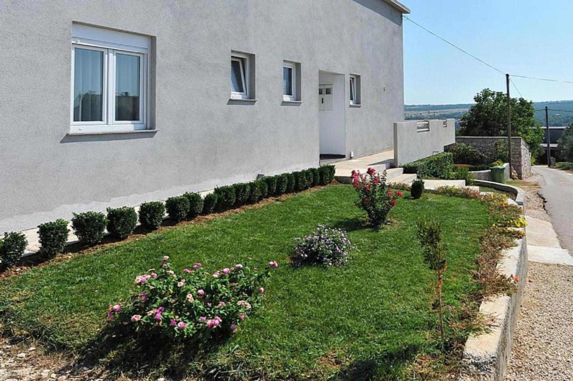 Veliki Apartman Petra Posedarje Exterior foto