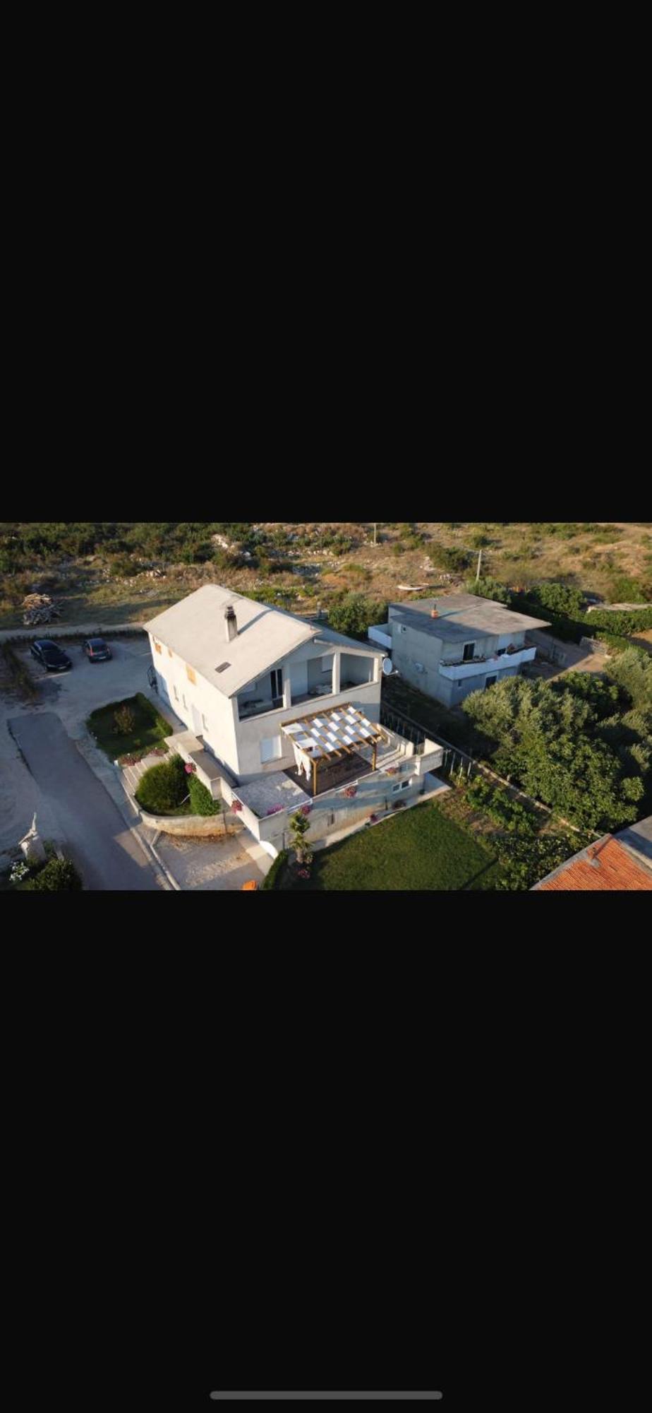 Veliki Apartman Petra Posedarje Exterior foto